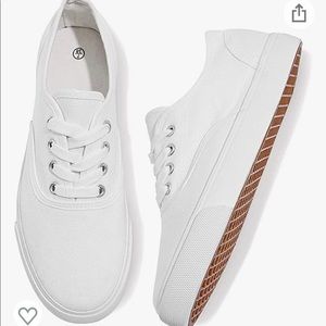 Woman’s Canvas Low Cut Sneakers - White